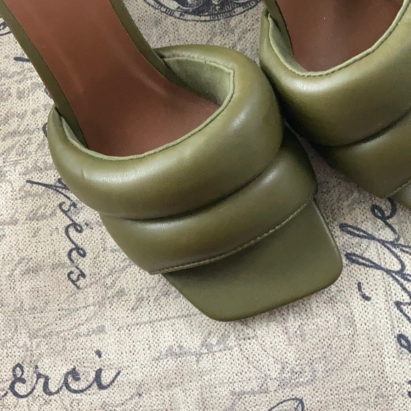 Soda  padded green sandals - Picture 3 of 4